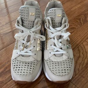 Micheal Kors sneakers